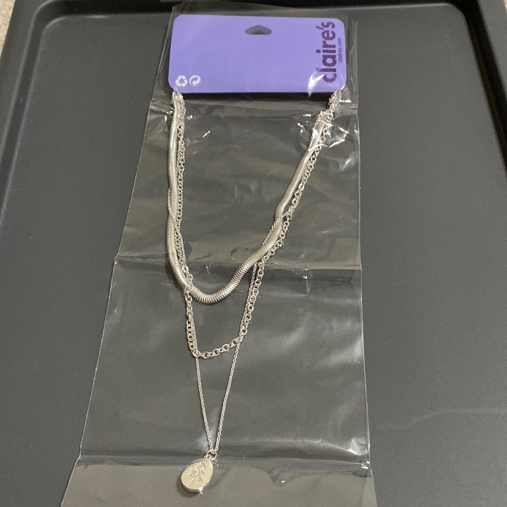 Girls/Women’s layering necklace, small rose pendant